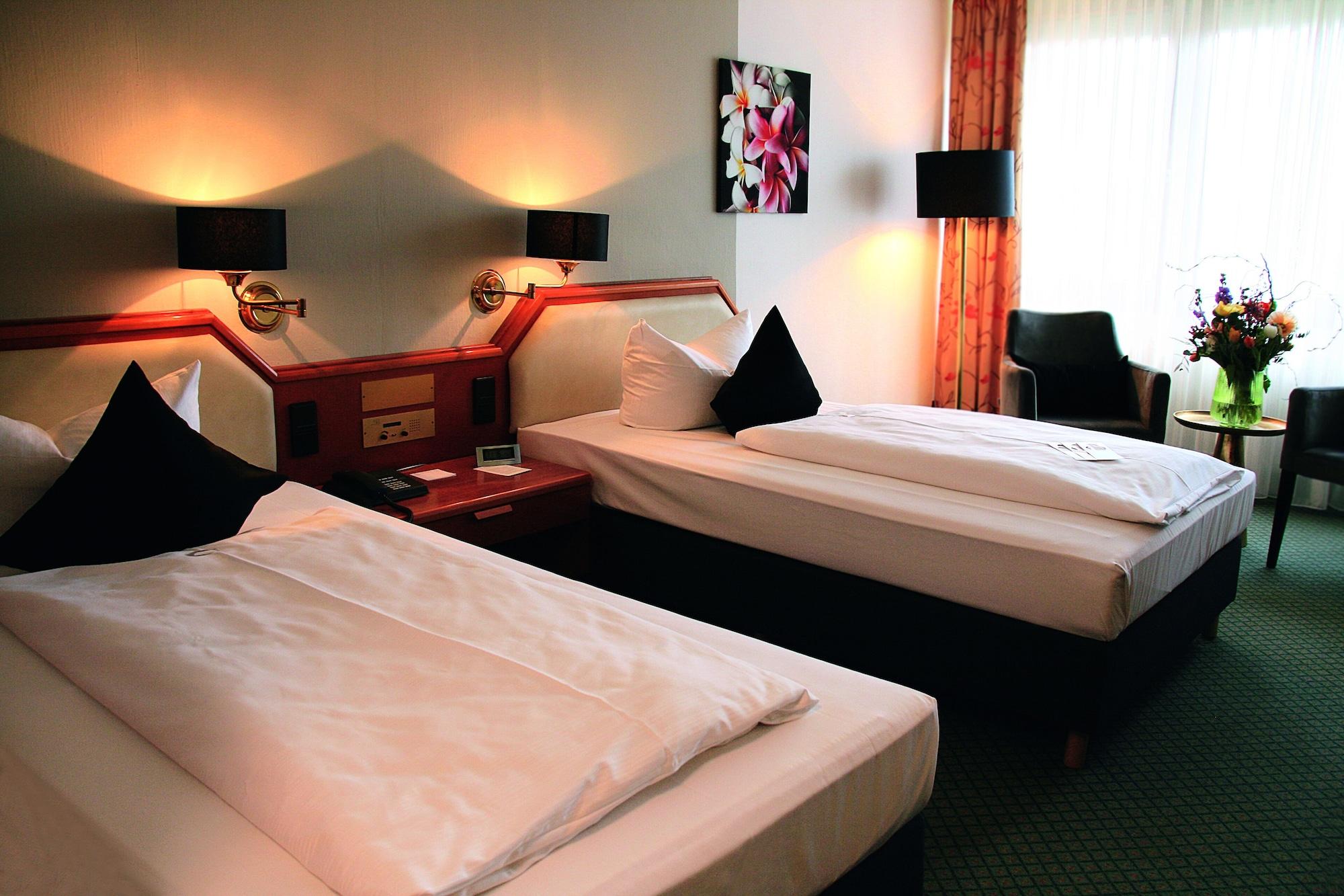 Avia Hotel Ratisbonne Extérieur photo