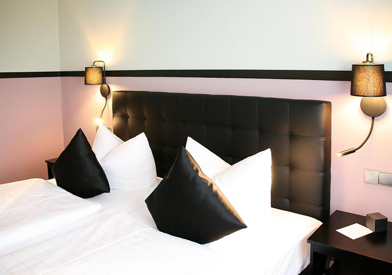 Avia Hotel Ratisbonne Extérieur photo