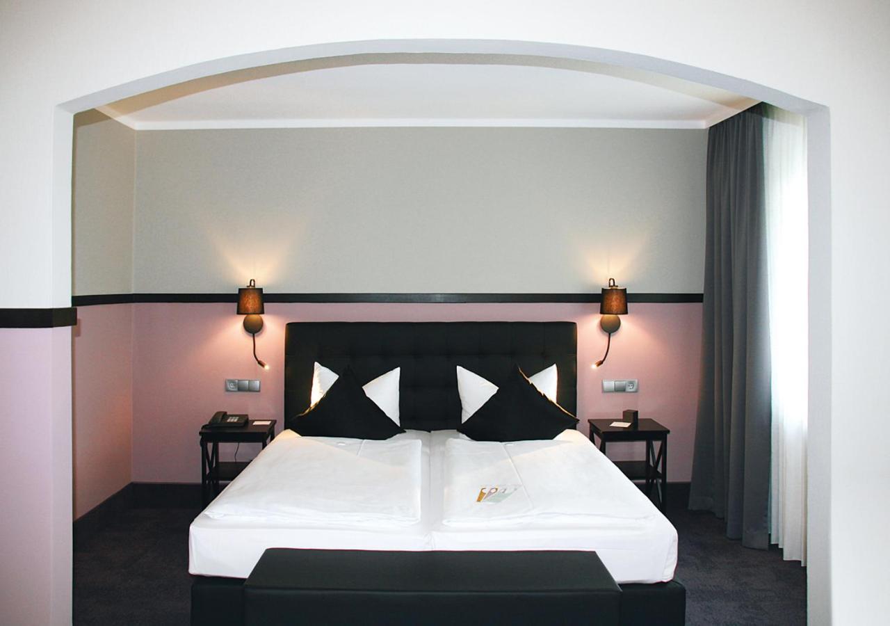Avia Hotel Ratisbonne Extérieur photo