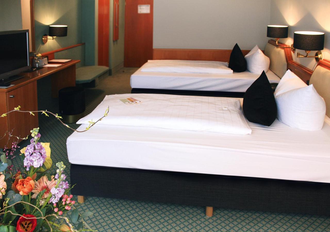 Avia Hotel Ratisbonne Extérieur photo