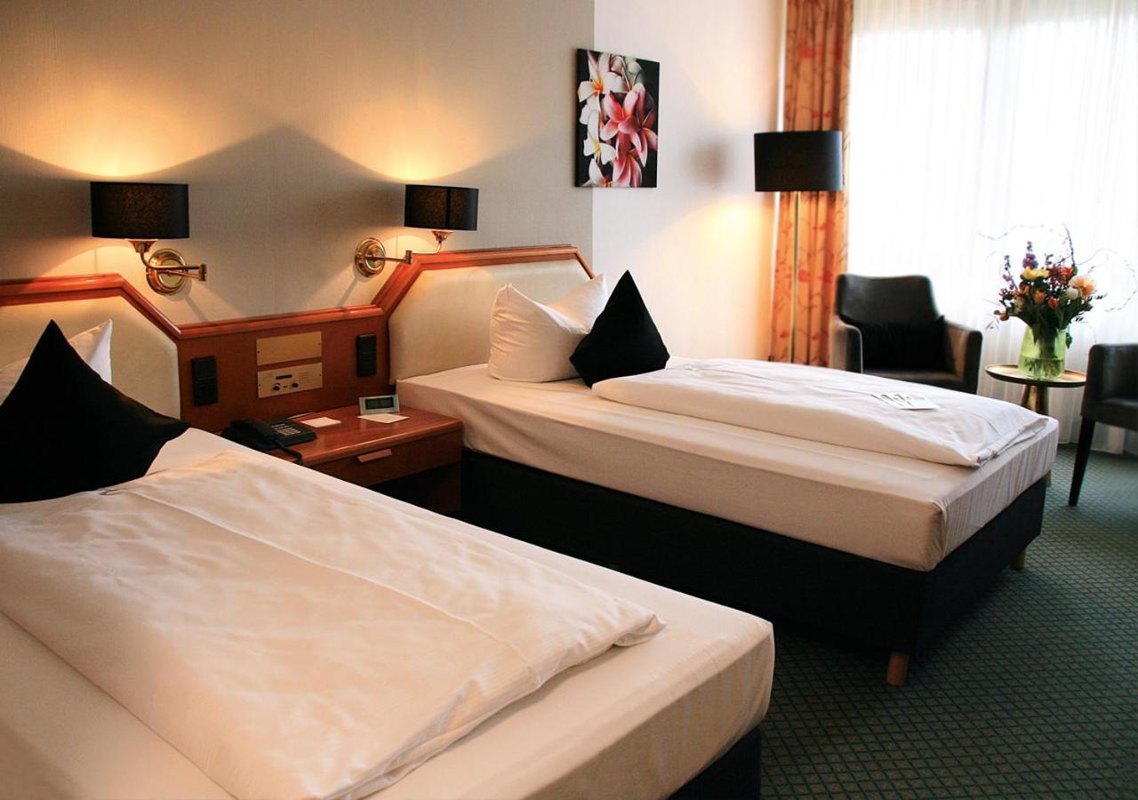 Avia Hotel Ratisbonne Extérieur photo