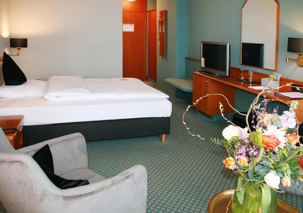Avia Hotel Ratisbonne Extérieur photo